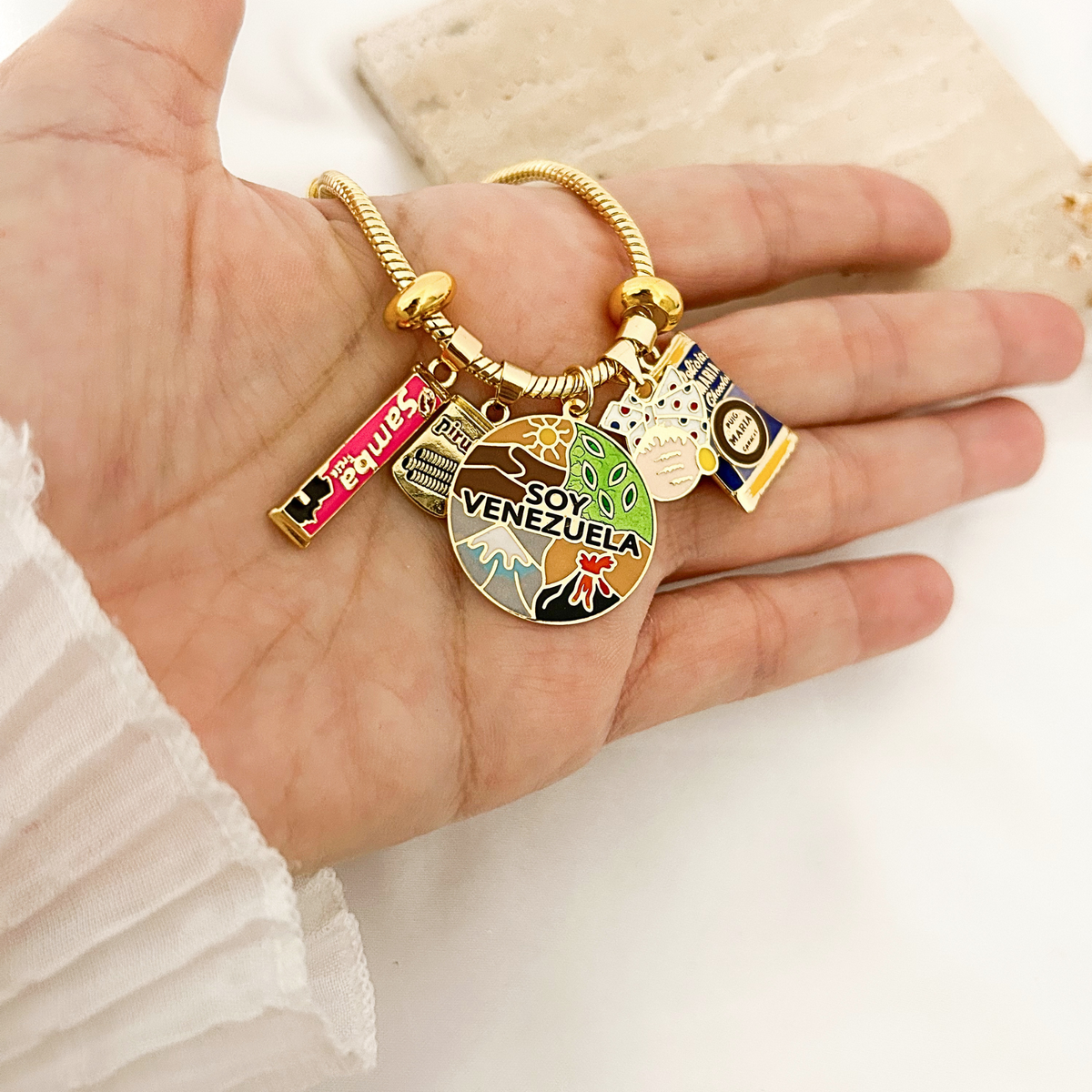 Soy Venezuela charm bracelet worn on the wrist