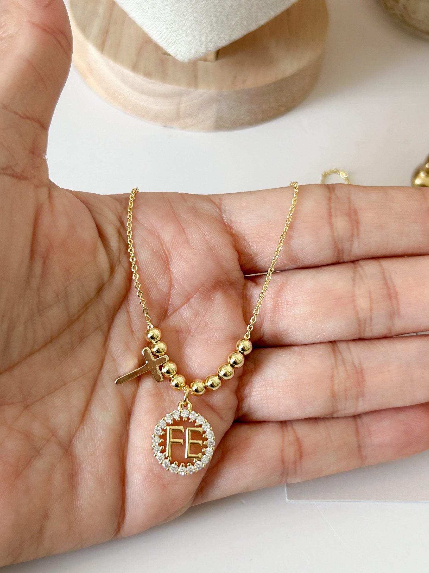 Golden Faith Necklace – Daily Protection & Meaningful Gift