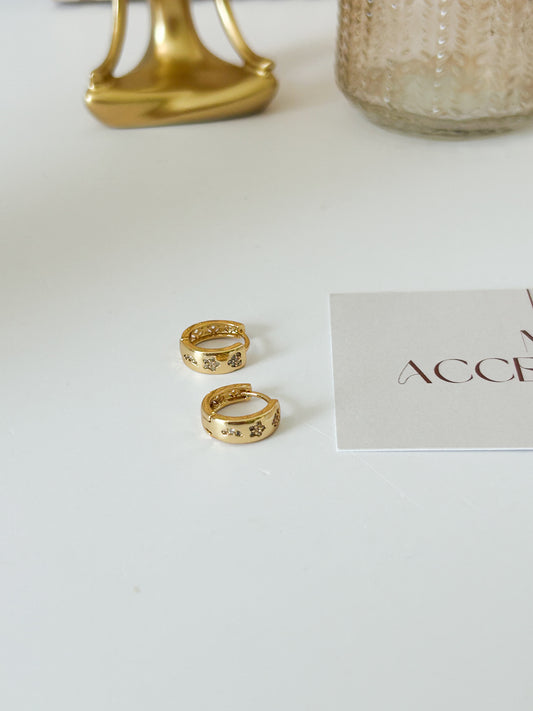 Olivia Everyday Mini Hoop Earrings – Minimal Gold Style