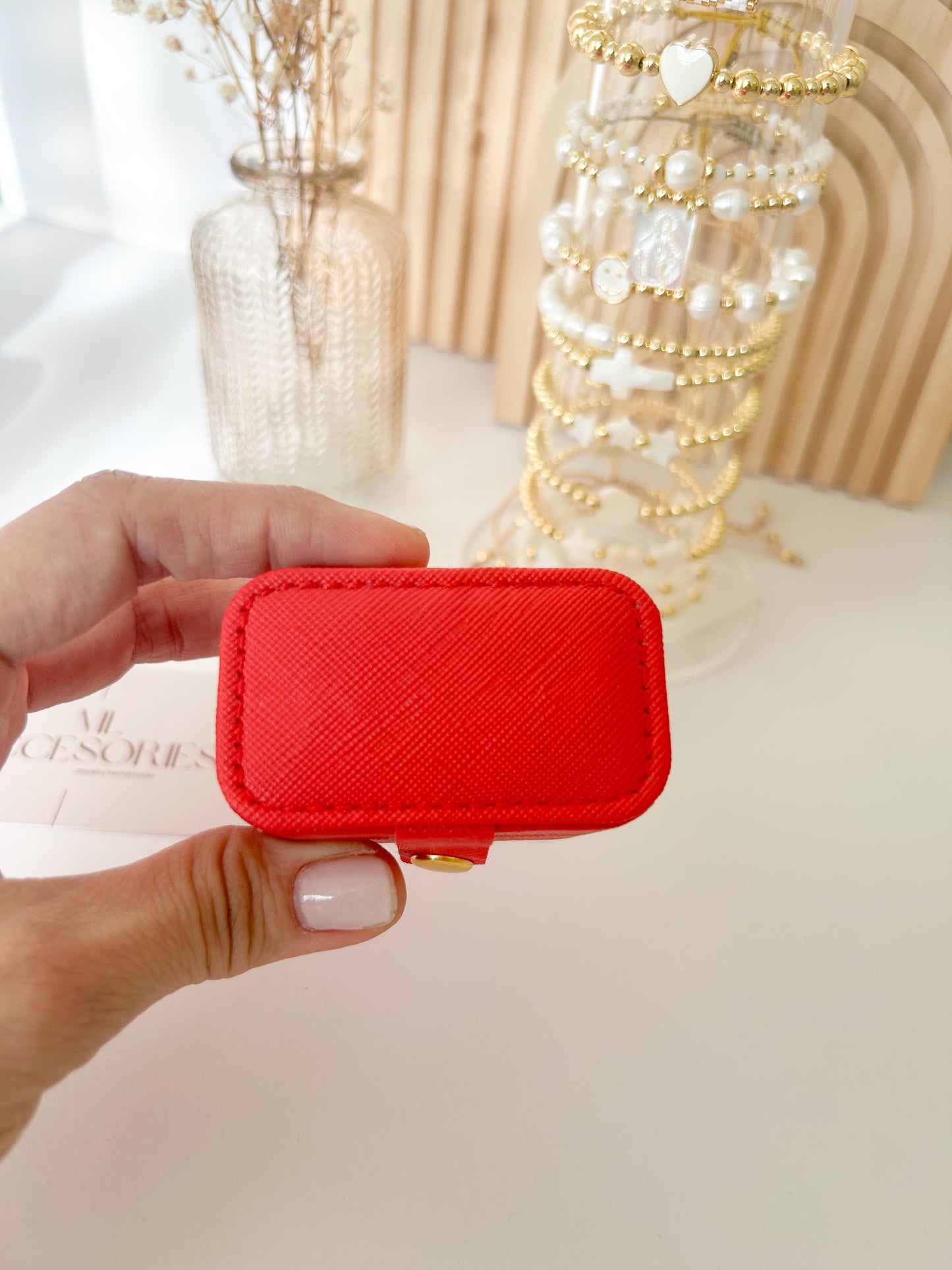 Personalized Necklace Gift Set with Mini Jewelry Travel Case – Custom Name Gift for Her