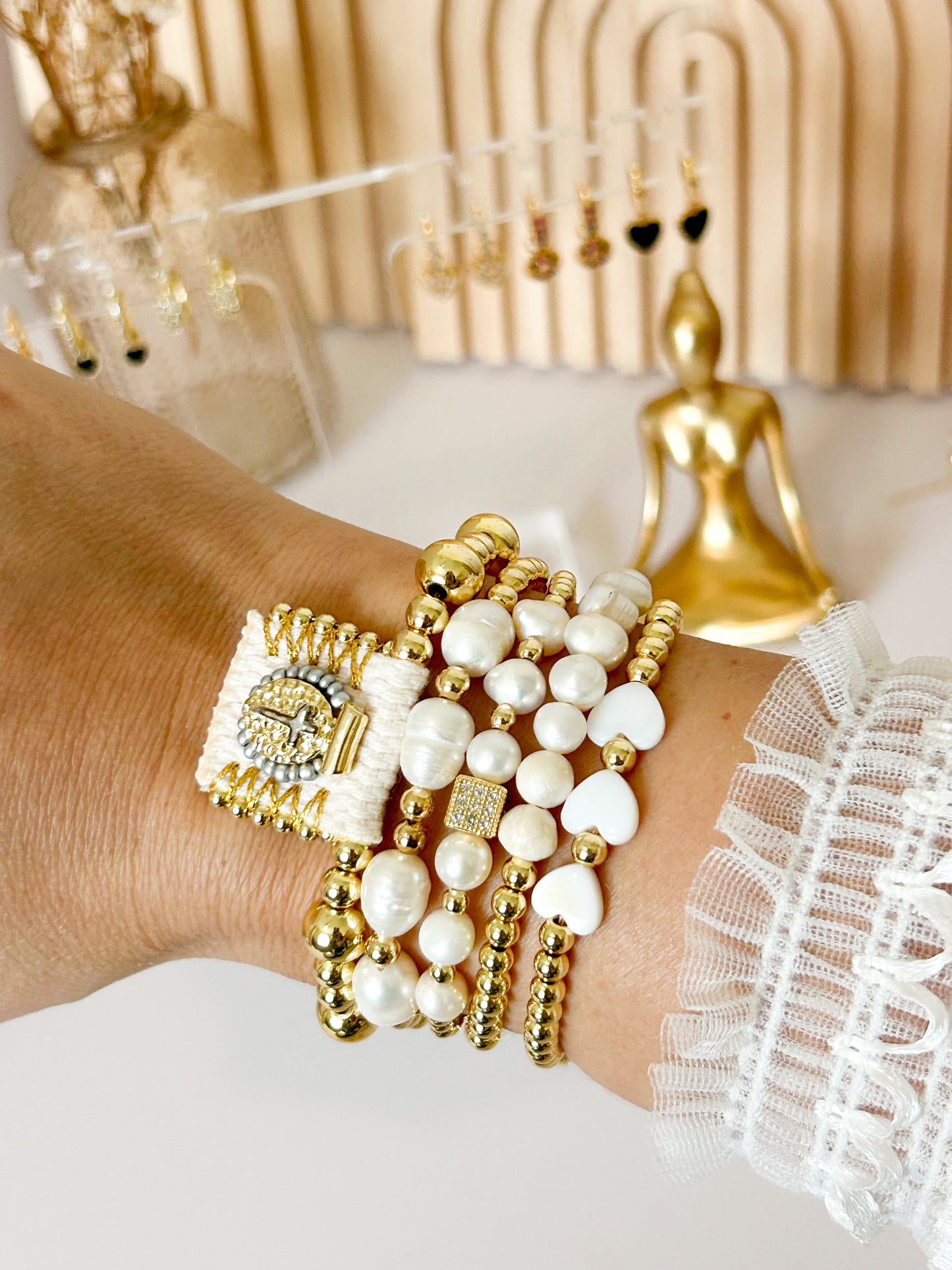 Paola Pearl Bracelet Stack – Elegant Everyday Gift