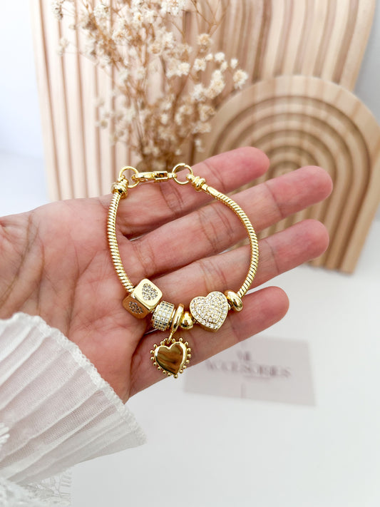 Heart Muse Charm Bracelet – Gold Heart Everyday Jewelry Gift