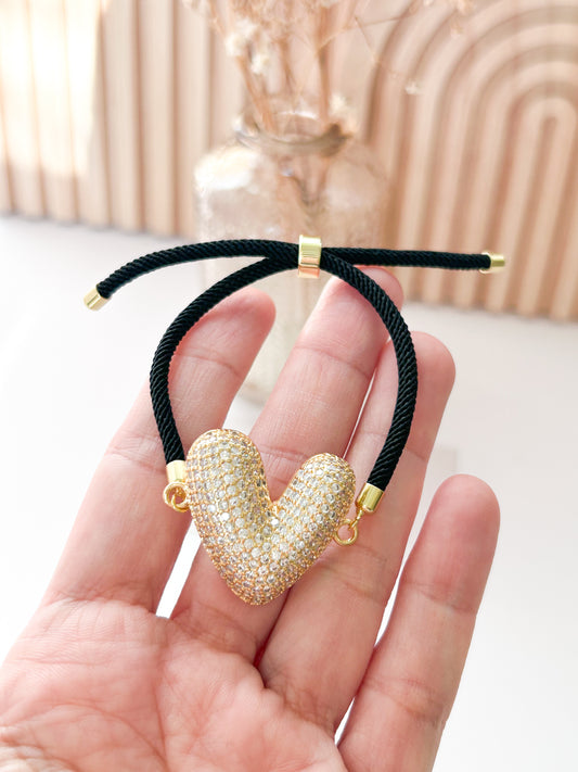 Heartbound Heart Bracelet – Gold Heart Charm Everyday Jewelry Gift