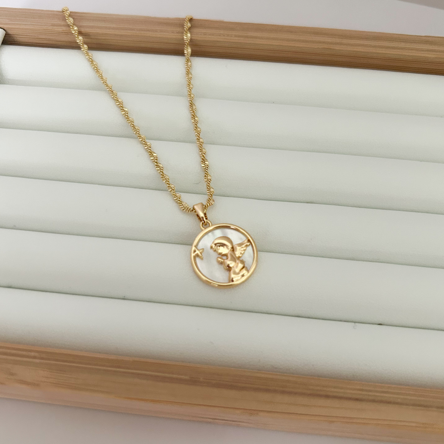 Delicate gold guardian angel pendant necklace on fine gold chain — Citrika