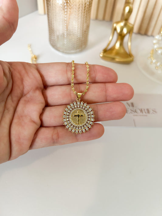 Mariela Cross Protection Necklace – Everyday Meaningful Gift