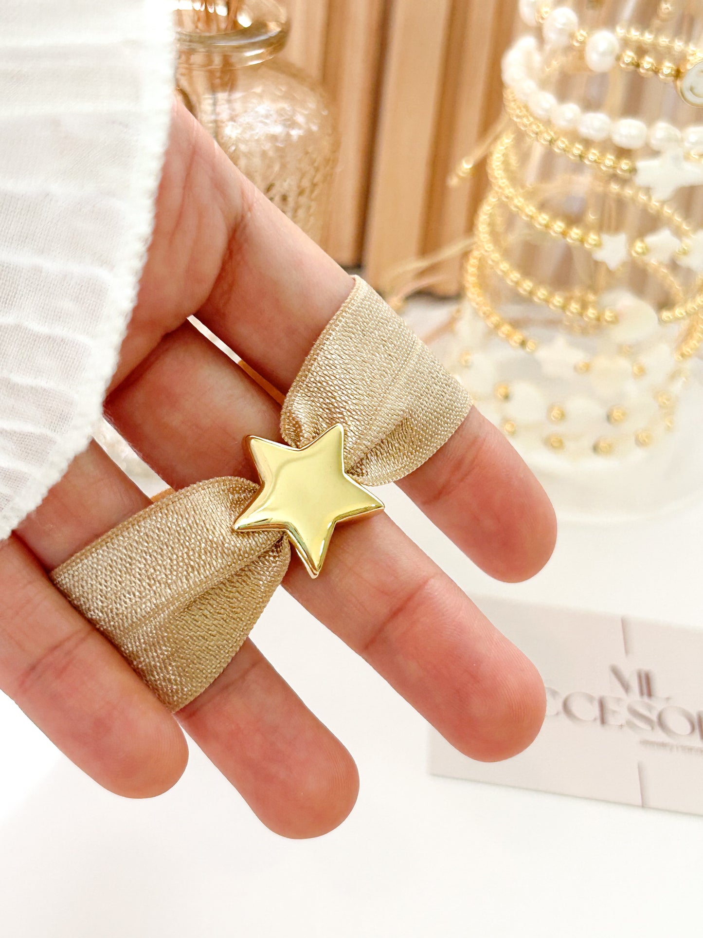 Stella Gold Star Elastic Bracelet – Statement Star Everyday Jewelry Gift