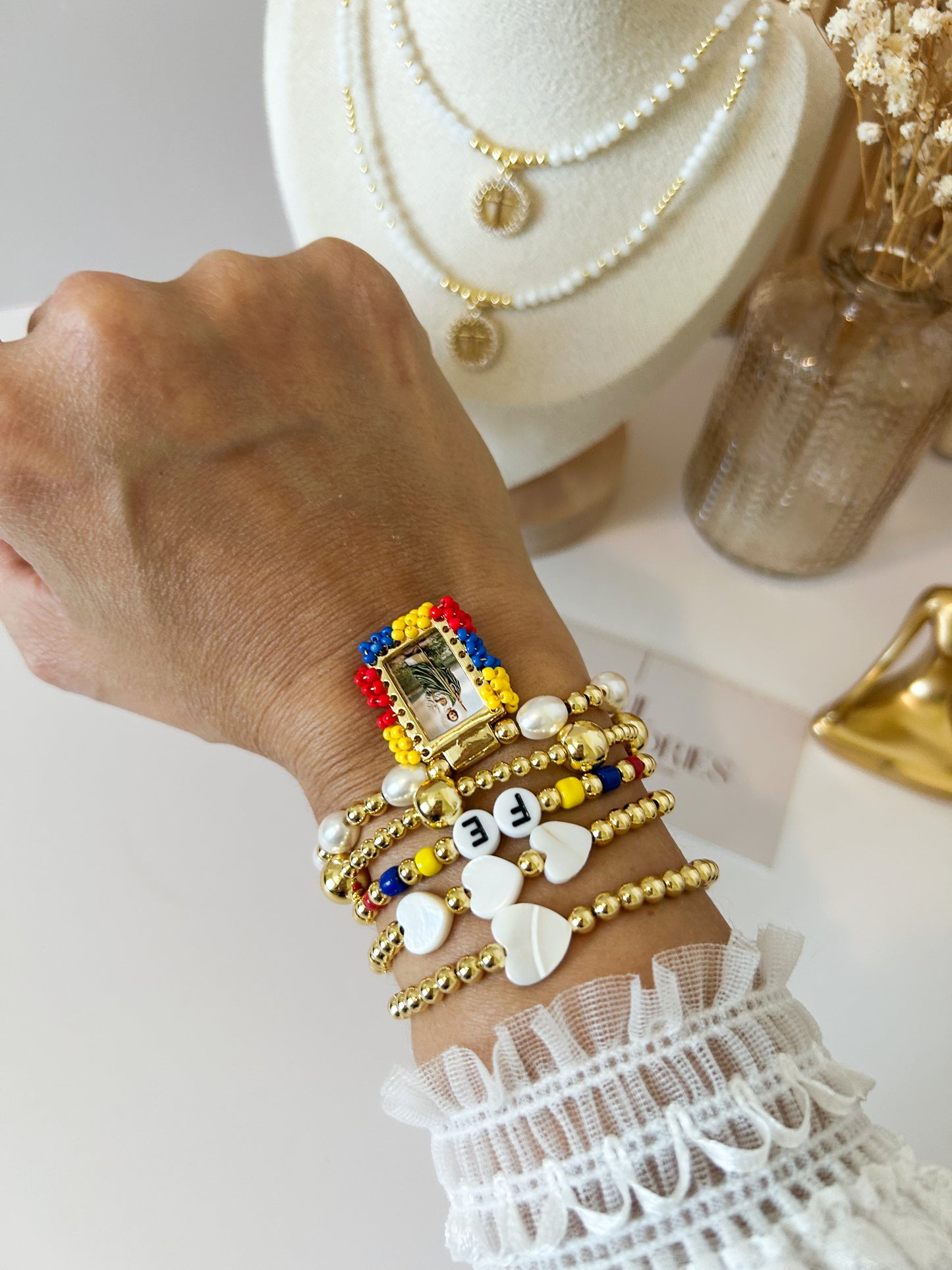 Venezuela Linda Bracelet Stack – Everyday Gift