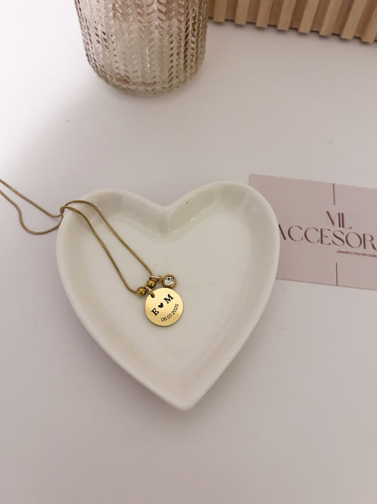 Initial Necklace – Personalized Gold Disc Gift